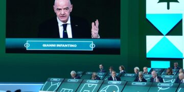 Infantino suma el apoyo de África para ser reelegido como presidente de la FIFA en 2027