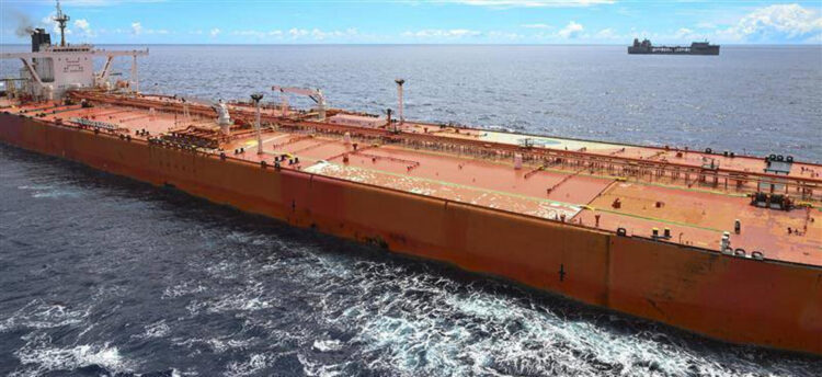 Fuerzas de Estados Unidos interceptaron y abordaron el buque cisterna M/T Tifani (en la imagen), sancionado y vinculado a Irán en la zona del Indopacífico, según informó este martes el Departamento de Guerra. EFE/ Departamento de Guerra de EE.UU.