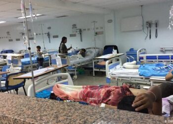 Anuncian rehabilitación de 30 centros médicos en medio de persistente crisis hospitalaria en Venezuela