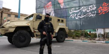 Irán niega haber solicitado un alto el fuego como asegura Trump