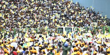 León XIV concluye un viaje a África centrado en la justicia social, la paz y la libertad