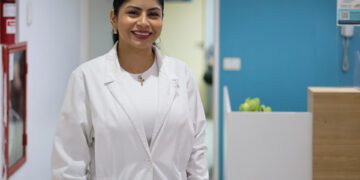 Los médicos venezolanos, un aporte clave a la atención de salud primaria en Argentina