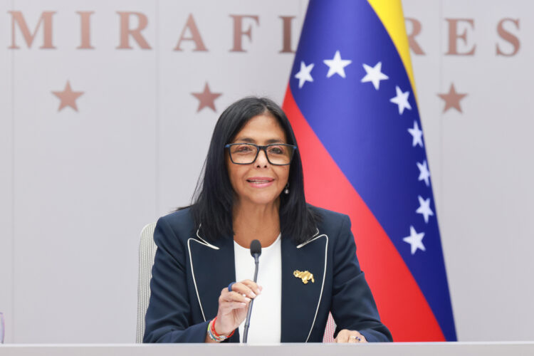 La diáspora venezolana enfrenta el dilema de decidir dónde construir su vida | EFE
