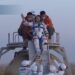 Los astronautas de la misión china Shenzhou-21 vuelven a la Tierra tras 210 días en órbita