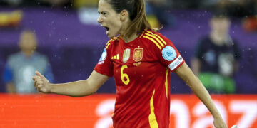 Aitana Bonmatí regresa a una convocatoria de la selección española