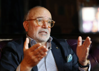 El CEO de los Latin Grammy se desmarca del ‘streaming’: «No premiamos la popularidad»