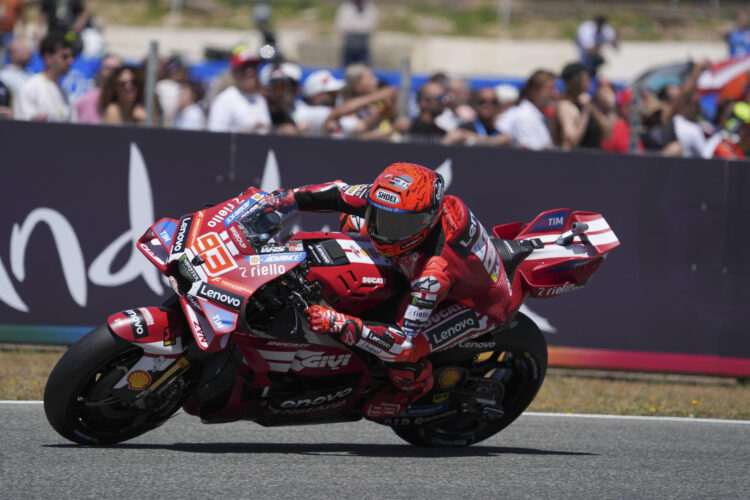 Fotografía de Roman Ríos, en la que puede verse en una imagen de archivo del pasado 26 de abril al piloto español de MotoGP Marc Márquez. EFE