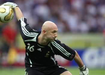 A 20 días del Mundial 2026: El reto de dejar el arco en cero que lideran Shilton y Barthez