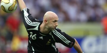 A 20 días del Mundial 2026: El reto de dejar el arco en cero que lideran Shilton y Barthez