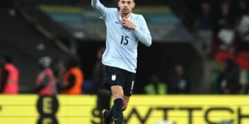 Valverde, Araújo y Giménez, en la lista de Uruguay para el Mundial y Luis Suárez, fuera