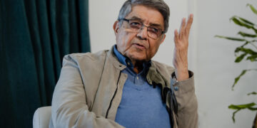 Sergio Ramírez: «El español es una lengua agresiva, no se detiene ante ninguna frontera»