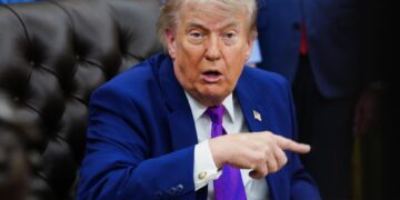 Trump advierte que el alto el fuego es «increíblemente frágil» tras la respuesta de Irán