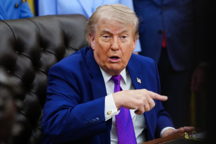 Fotografía de archivo del presidente estadounidense, Donald Trump. EFE/Aaron Schwartz