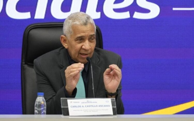 El esquema anunciado contempla un ingreso integral base de 240 dólares, acompañado de bonificaciones adicionales que varían según el sector| Foto Archivo
