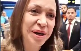 María Corina Machado llegó a Panamá para reencuentro con venezolanos