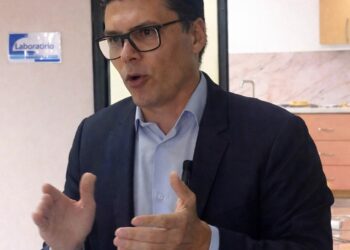 Virgilio Castillo celebra convocatoria electoral y llama a construir la “Universidad del Futuro”