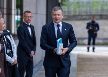 Ucrania pide al G7 intensificar sanciones contra Rusia y mantener apoyo financiero a Kiev
