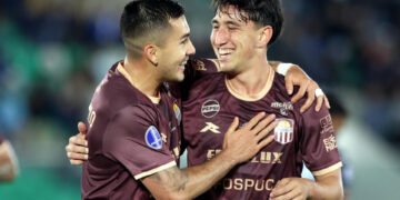0-2. Carabobo vence a Blooming en Bolivia y definirá su clasificación ante Bragantino