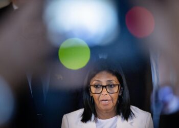 Delcy Rodríguez ordena una investigación sobre la muerte del preso político venezolano