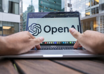 La CE celebra que OpenAI le de acceso a ChatGPT frente al veto de Anthropic sobre Mythos