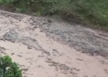 Táchira | Lluvias provocan desbordamiento de quebrada en El Balneario: No hay paso hacia Las Mesitas