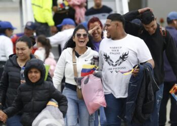 7% de los hogares venezolanos recibió a migrantes retornados en el último año