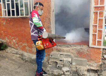 Control de vectores continua con la eliminación de criaderos de mosquitos en Trujillo