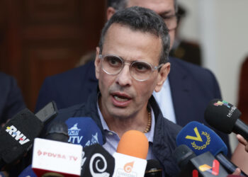 Capriles exige reducir el IVA y reactivar el crédito para mejorar la economía en Venezuela