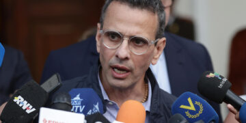 Capriles exige reducir el IVA y reactivar el crédito para mejorar la economía en Venezuela