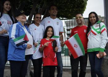 Irán acusa a EE.UU. de revocar las entradas para los aficionados iraníes en el Mundial