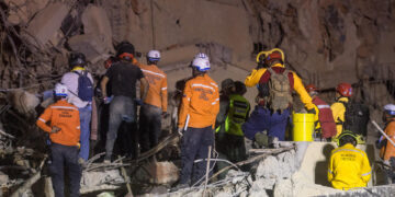 La OMS recuerda que las primeras 72 horas tras los terremotos son críticas para salvar vidas