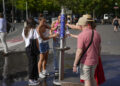 Francia sufre lo peor de una ola de calor que satura Europa