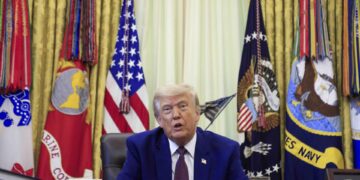 Trump critica el «antipatriótico» voto en la Cámara Baja para limitar su guerra en Irán