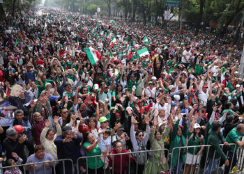 México rompe el récord de la ola humana más grande del mundo a cinco días del Mundial 2026