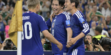0-4. Japón golea a Túnez en el partido 1.000 de la historia
