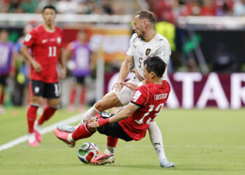 2-1. Corea va de menos a más y derrota a la República Checa, en el debut de ambos