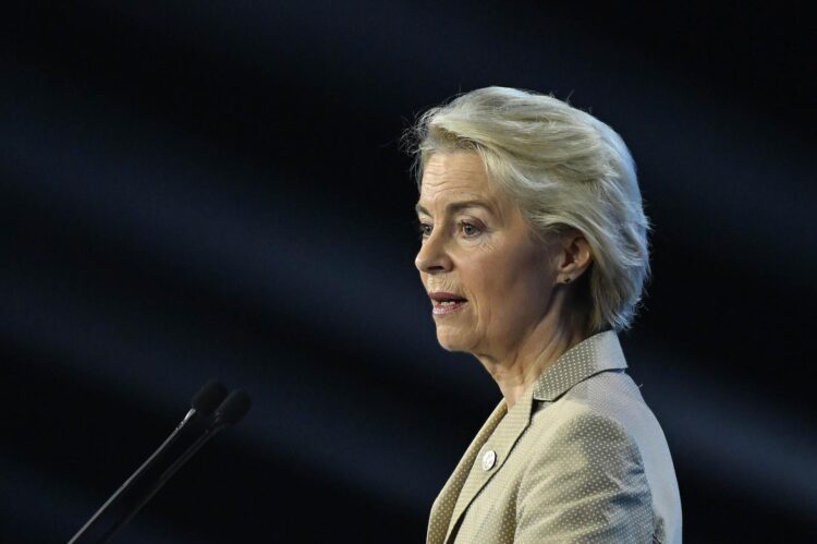 Fotografía de archivo de la presidenta de la Comisión Europea, Ursula von der Leyen. EFE/EPA/ADAM WARZAWA POLAND OUT