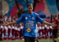 Ronaldinho lidera partido de exhibición en Petare