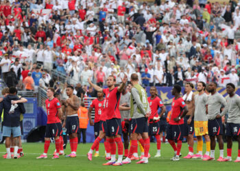 Inglaterra gana el Grupo L, Croacia es segunda y Ghana entra como tercera
