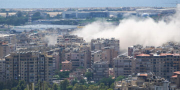Israel bombardea por primera vez durante la nueva tregua los suburbios del sur de Beirut