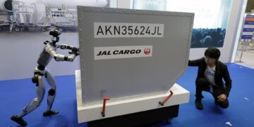La mayor feria de drones de Japón busca en los robots la solución a su crisis laboral