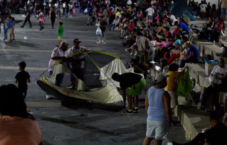 Venezolanos que quedaron damnificados luego del terremoto en Venezuela | Ezequiel Carías/El Nacional