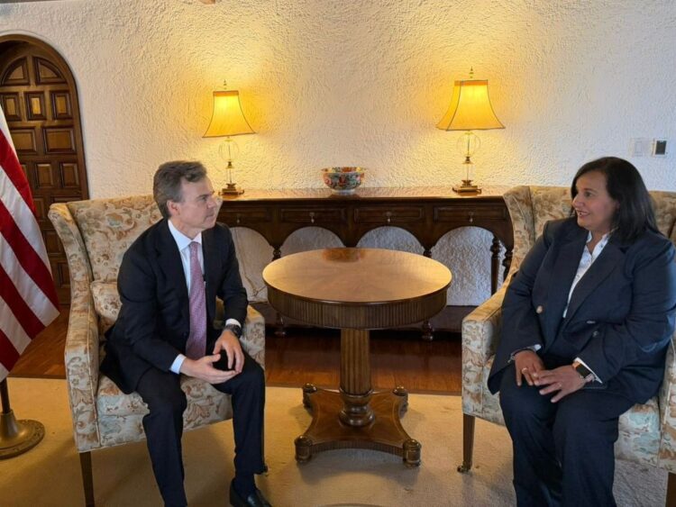 La mesa técnica que encabezará Dinorah Figuera discutirá con el chavismo la creación de un nuevo CNE | Foto: Embajada EEUU en Venezuela