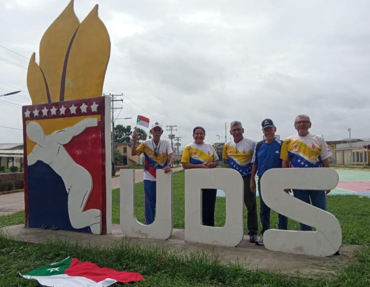Destacan Marisela Araujo, Dimas Toloza, Saulo Herrera, Alfredo Villamizar y Oscar Castellanos, estudiantes de la Universidad Deportiva del Sur en Cojedes.
