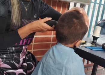 Más de 30 personas fueron beneficiadas en jornada de corte de cabello de Damas Salesianas