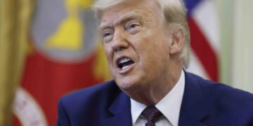 Trump: Irán tardó demasiado en negociar un acuerdo y ahora pagará las consecuencias