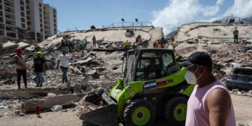 Delcy Rodríguez promete nuevas viviendas antes de que finalice el año, tras el doble terremoto