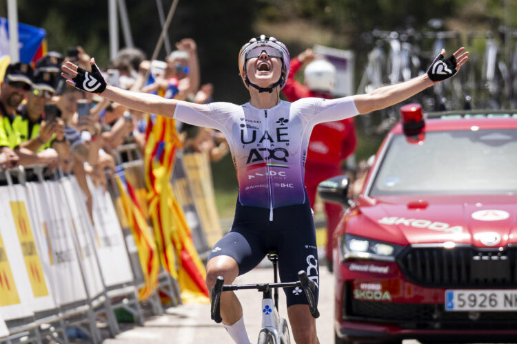La ciclista española del UAE Paula Blasi, este sábado en la Volta a Cataluña. EFE/ Siu Wu