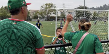 Los inmigrantes indocumentados en EE. UU., obligados a ver el Mundial desde sus casas