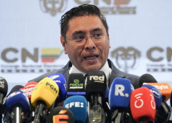 La autoridad electoral colombiana elude dar una fecha para declarar al presidente electo